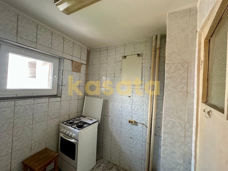 Apartament 2 camere 1 Decembrie 1918, etaj 7/10, bloc reabilitat
