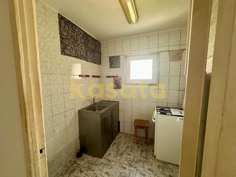 Apartament 2 camere 1 Decembrie 1918, etaj 7/10, bloc reabilitat
